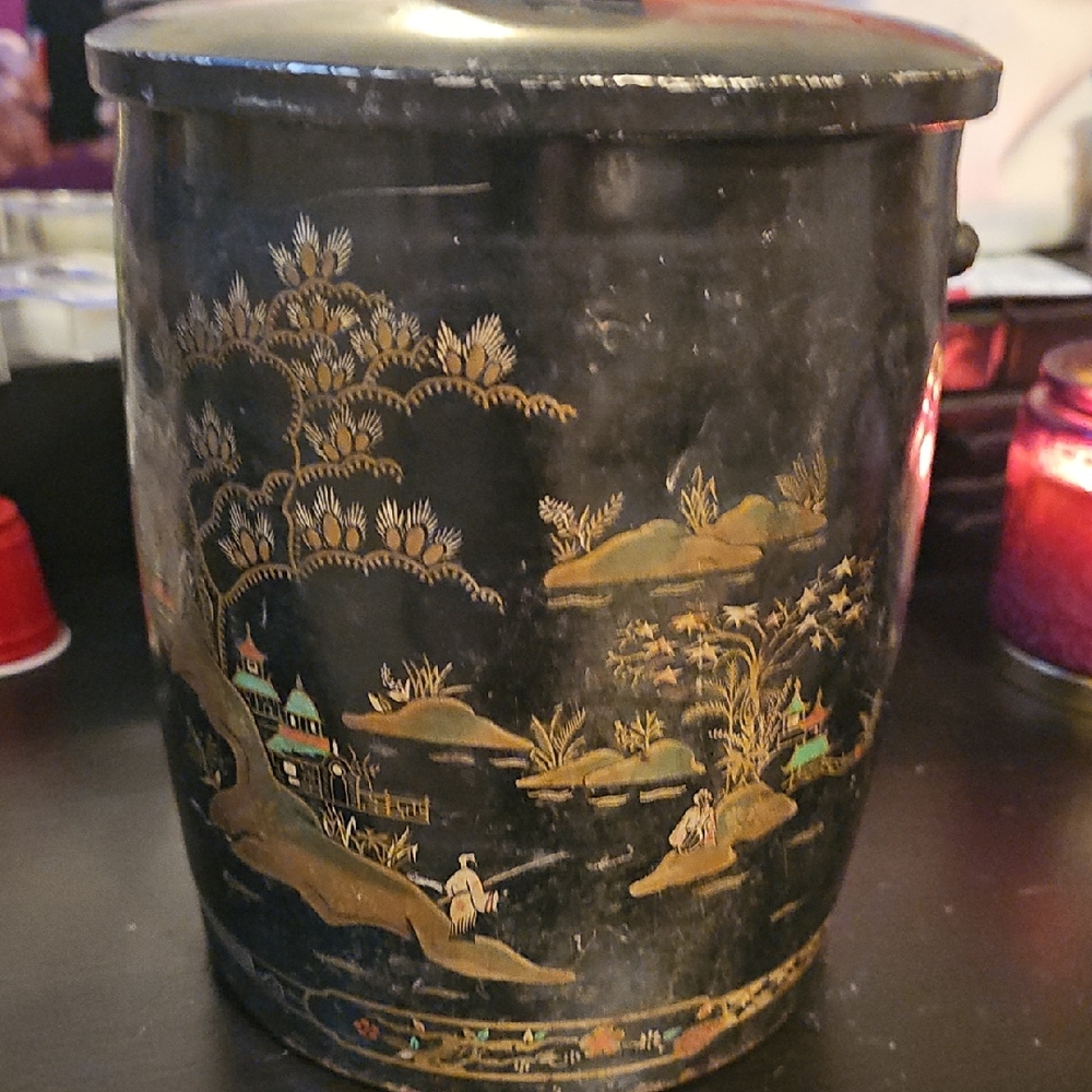 Decorative Black and Gold Kitchen Canister